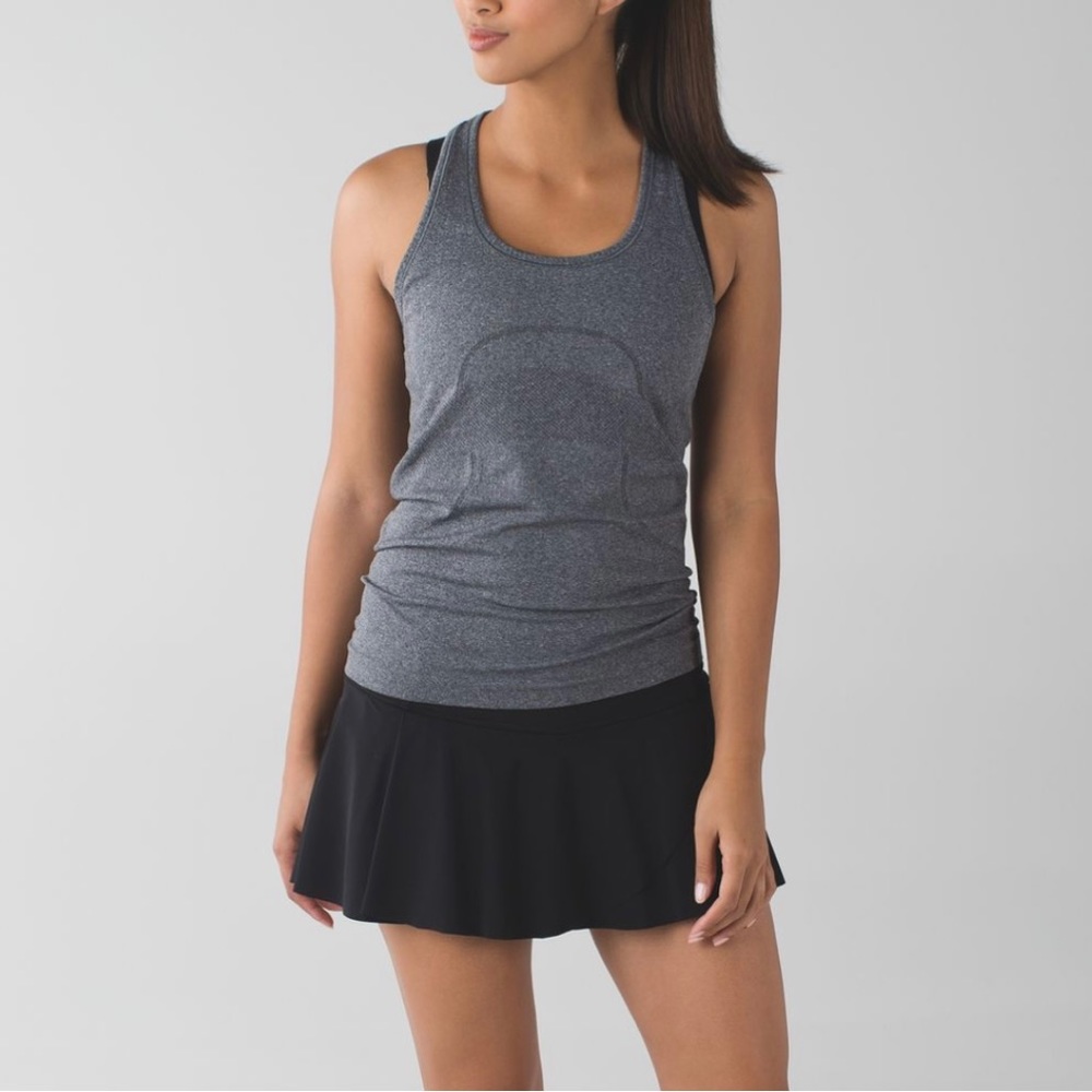 Lululemon Hit Your Stride Skirt, size 10. Black